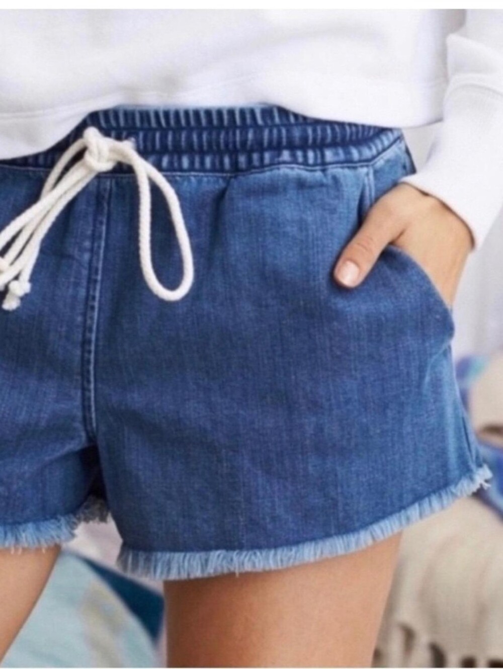 Aerie Denim Lounge Pull-On Drawstring Shorts Size Medium Raw Hem